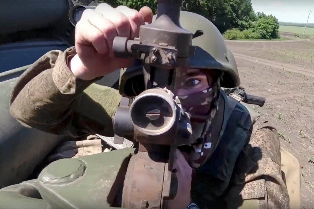 Russian artillery prepares to fire on Ukrainian forces at an undisclosed location.