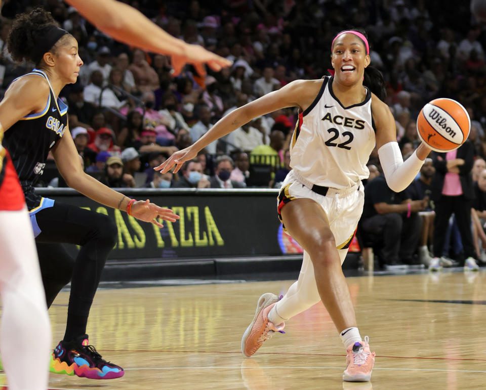 A'ja Wilson (22) and owner Las Vegas Aces are trying to secure the No. 1 seed in the WNBA playoffs.  (Photo by Ethan Miller/Getty Images)