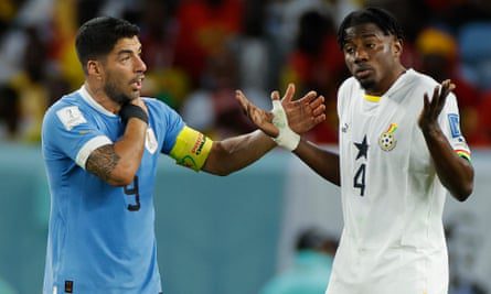 Luis Suarez objects to Ghanaian Mohamed Salisu.
